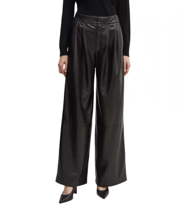 Брюки Boss Pleat-Front Slim-Fit Trousers In Faux Leather