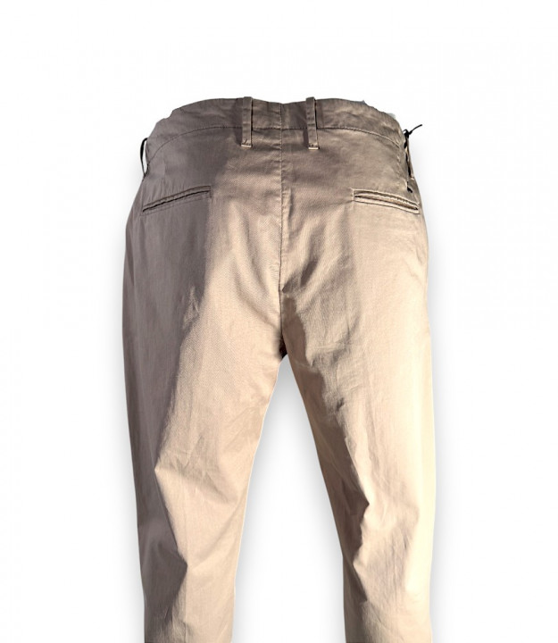 Harmont & Blaine Chino's Con Pinces Shimlari 1