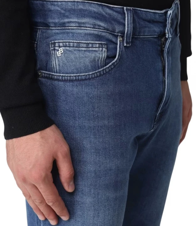 Джинсы Boss Maine 2