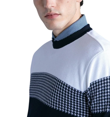 Men's Knitted Roundneck 3