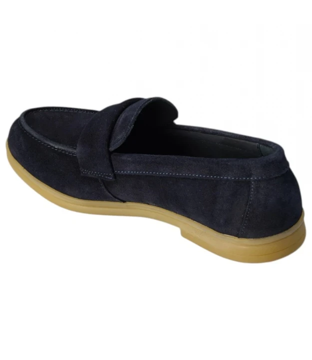Moccasin 1