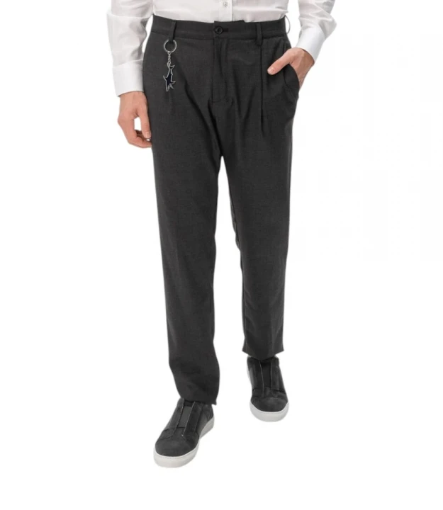 shim chino trousers 1 pleat