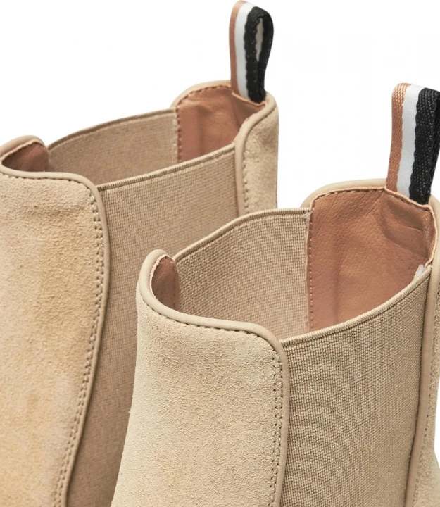 Vanity_Chbootie_SD 4