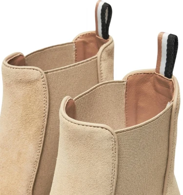 Vanity_Chbootie_SD 4