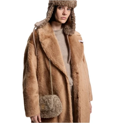 B_Icon M SH. Bag Fur 3