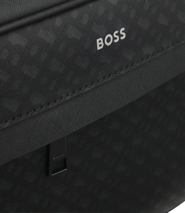 Zair_MN_Washbag 4