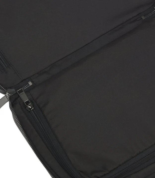 Zair_MN_Washbag 3