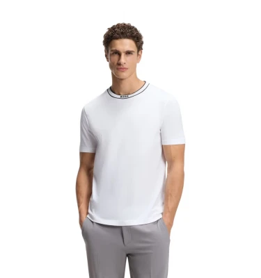 Tee 5