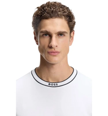Tee 5 3