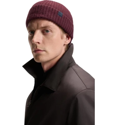 Hero_Hat_DB