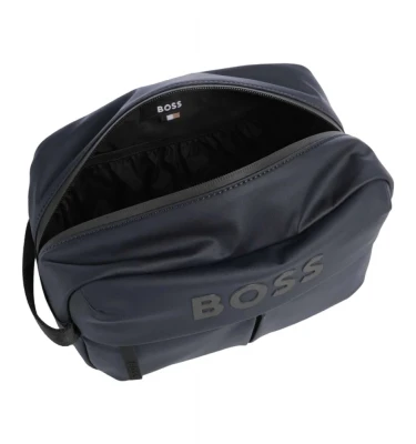 Stormy Washbag 4
