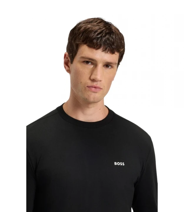 Tee Long 1