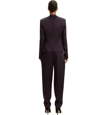 Jia-Tux1 4