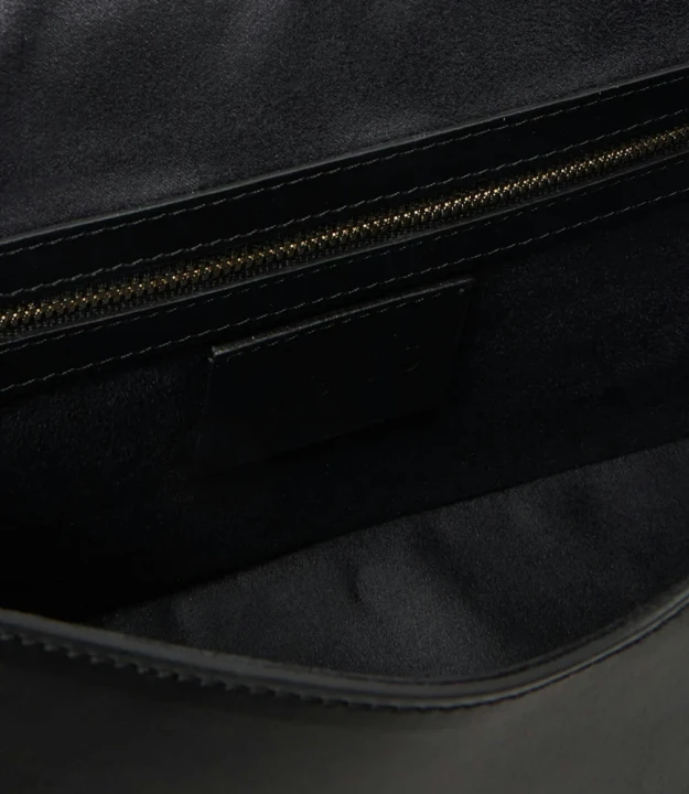 PetraH Top Handle 3
