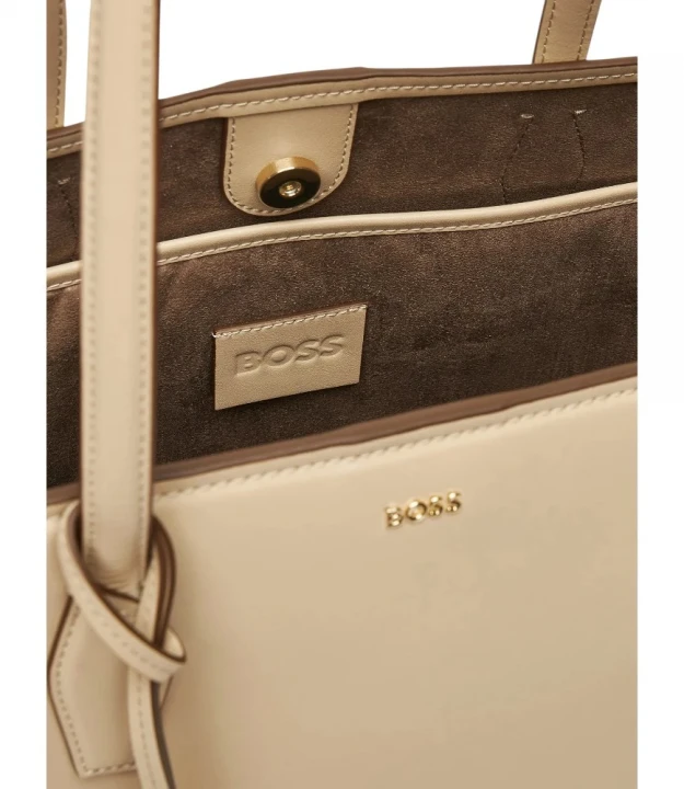 Numah Tote 4