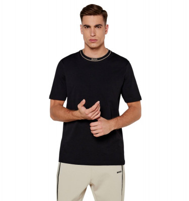Tee 5