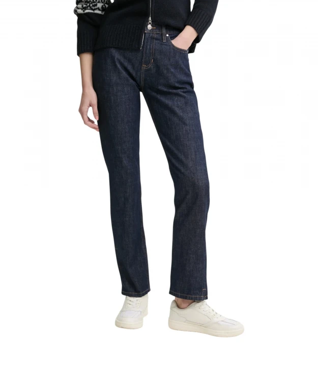 C-Modern Slim