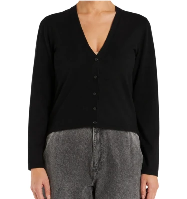 01: Knitted Cardigan Stemma