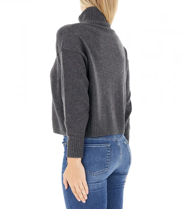 01: Knitted Cardigan Antares 2