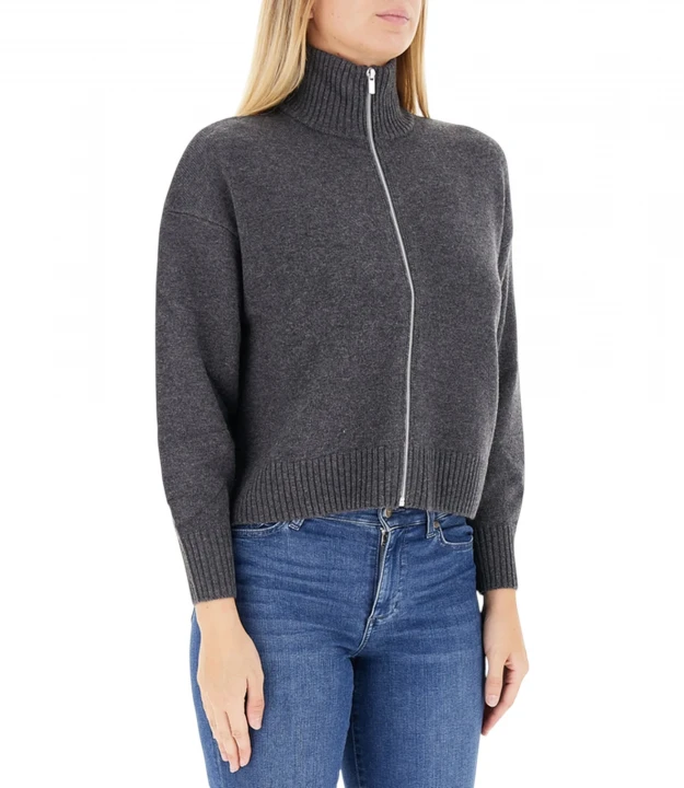 01: Knitted Cardigan Antares 1
