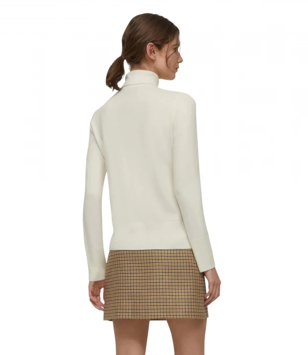01: Sweater Collana 2
