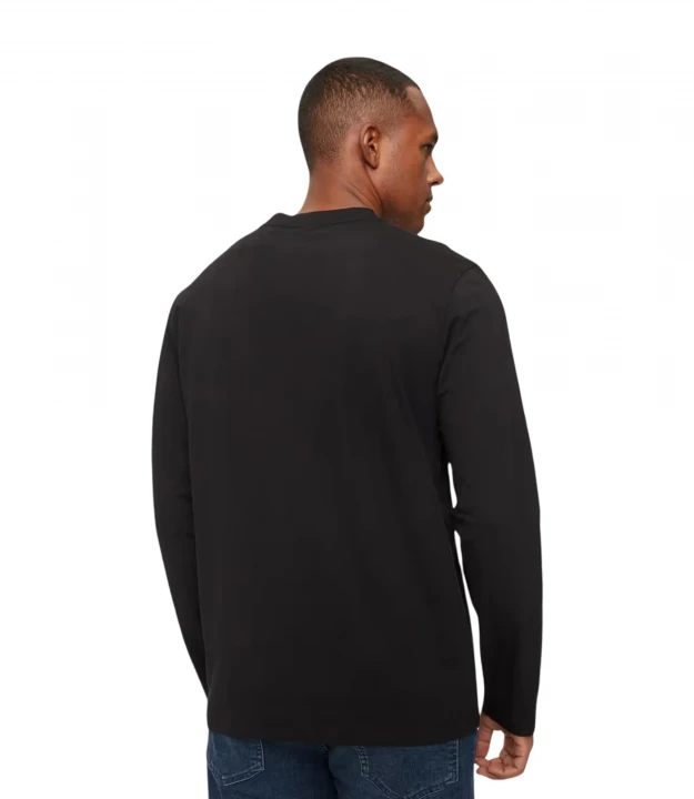 Tee Long 1