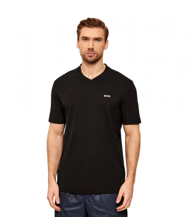 Tee V