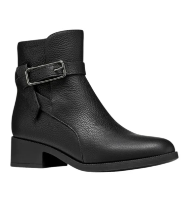 Camexia WPF Woman 4